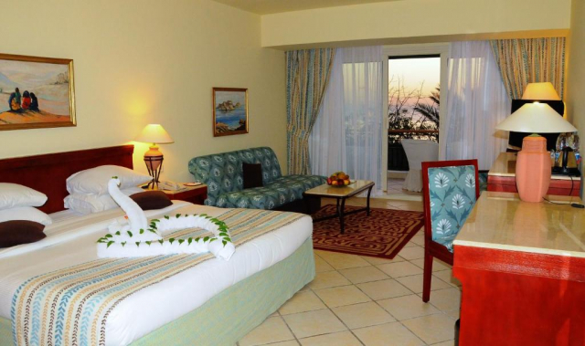 Sejur in Sharm El Sheikh: 430 euro cazare 7 nopti cu All inclusive+ transport avion+ toate taxele