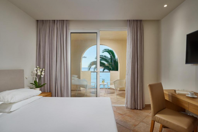 ULTRA LAST MINUTE INSULA RODOS 5***** ALL INCLUSIVE LINDOS ROYAL ZBOR DIRECT DIN OTOPENI CU TAXE INCLUSE