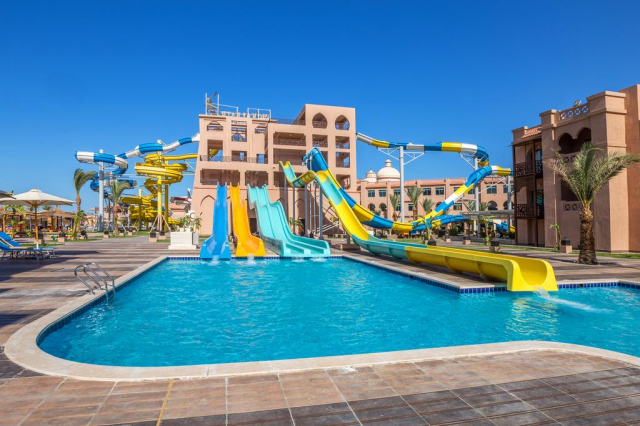 Sejur in Hurghada: 660 euro cazare 7 nopti cu All inclusive+ transport avion+ toate taxele 