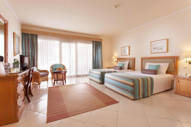 Sejur in Sharm El Sheikh: 425 euro cazare 7 nopti cu All inclusive+ transport avion+ toate taxele