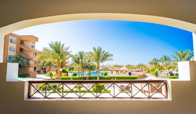 ULTIMELE LOCURI PE PLAJA IN EGYPT 4**** ALL INCLUSIVE  SEAGUL BEACH  RESORT   ZBOR CHARTER DIN CLUJ NAPOCA CU TAXE INCLUSE