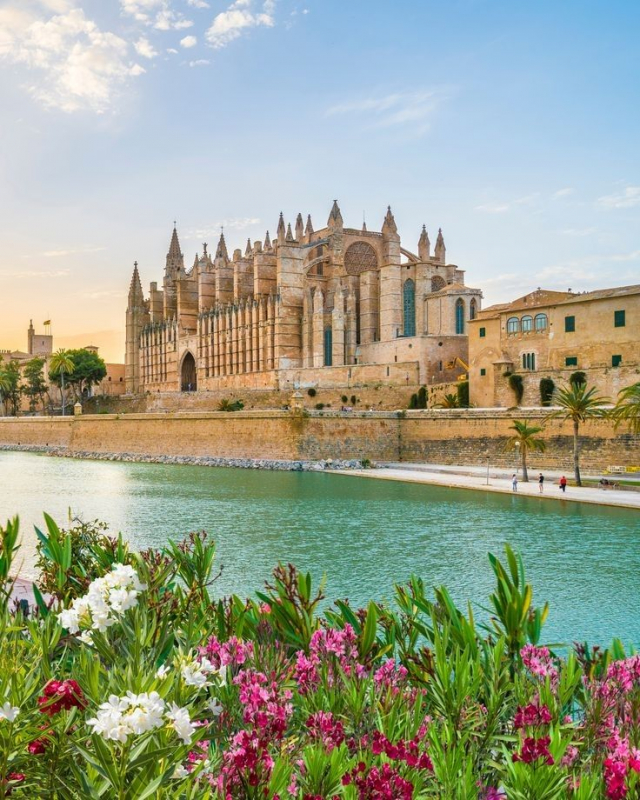 PALMA DE MALLORCA - 7 NOPTI- ZBOR DIN BUCURESTI