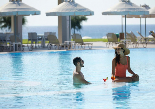 ULTRA LAST MINUTE INSULA RODOS APOLLO BLUE  5***** DEMIPENSIUNE ZBOR DIRECT DIN OTOPENI CU TAXE INCLUSE