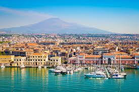 City break in Catania la doar 240 euro,avion din Bucuresti !!!Ultimele locuri
