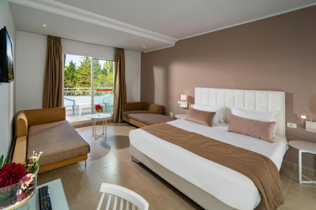 ULTIMELE LOCURI TUNISIA 4**** ALL INCLUSIVE GOLDEN TULIP  ZBOR CHARTER DIN OTOPENI/ CLUJ NAPOCA CU TAXE INCLUSE
