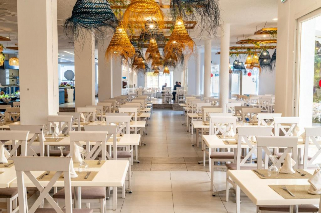 ULTIMELE LOCURI TUNISIA 4**** ALL INCLUSIVE GOLDEN TULIP  ZBOR CHARTER DIN OTOPENI/ CLUJ NAPOCA CU TAXE INCLUSE