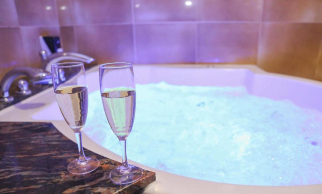 ULTRA LAST MINUTE PE PLAJA BENIDORM 4****  DEMIPENSIUNE KAKTUS ALBIR ZBOR DIN CLUJ NAPOCA CU TAXE INCLUSE