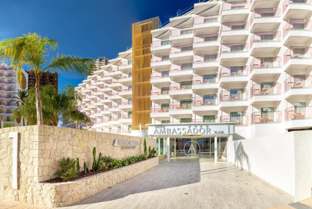 ULTRA LAST MINUTE PE PLAJA BENIDORM 4**** AMBASAOR PLAYA PENSIUNE COMPLETA  ZBOR DIN CLUJ NAPOCA CU TAXE INCLUSE