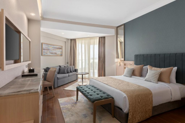 Sejur in Hurghada: 850 euro cazare 7 nopti cu Ultra All inclusive+ transport avion+ toate taxele 