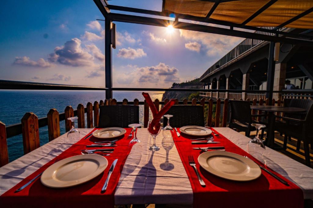 Sejur in Antalya: 280 euro cazare 7 nopti cu Ultra All inclusive+ transport avion+ toate taxele 
