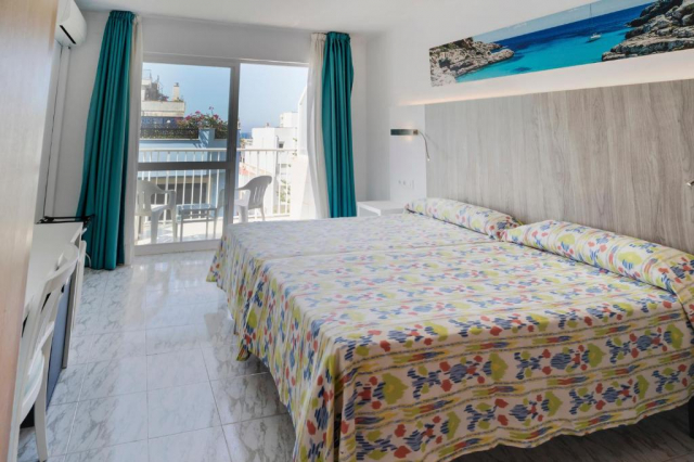 ULTRA LAST MINUTE PALMA MALLORCA AMIC CAN PASTILLA  ZBOR DIRECT DIN CLUJ NAPOCA CU TAXE INCLUSE