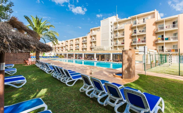Sejur in Mallorca: 499 euro cazare 7 nopti cu demi pensiune+ transport avion+ toate taxele 