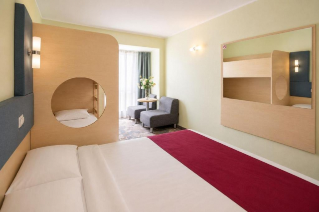 SUPER OFERTA HOTEL ZENITH 4* VENUS, 5 NOPTI CAZARE ALL INCLUSIVE