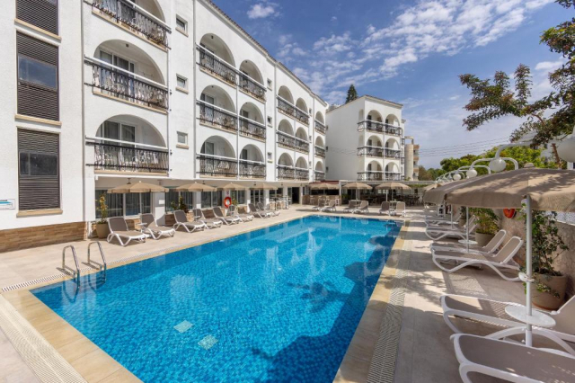 ULTIMELE LOCURI PLAJA CIPRU 2** CACTUS HOTEL ZBOR DIRECT DIN CLUJ NAPOCA CU TAXE INCLUSE