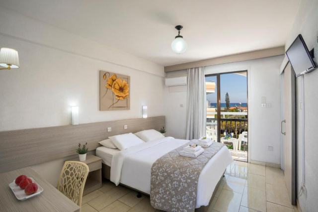 ULTIMELE LOCURI PLAJA CIPRU 2** CACTUS HOTEL ZBOR DIRECT DIN CLUJ NAPOCA CU TAXE INCLUSE