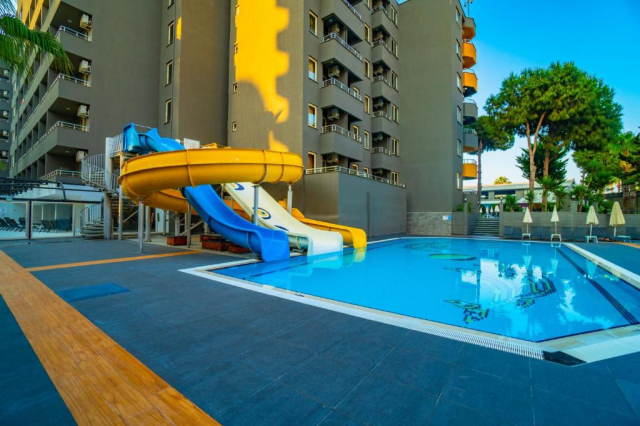 ULTIMELE LOCURI ANTALYA, AVION DIN TG-MURES, LA HOTEL SENZA GRAND SANTANA 5*, LA TARIFUL DE 775 EURO/PERSOANA, UAI!