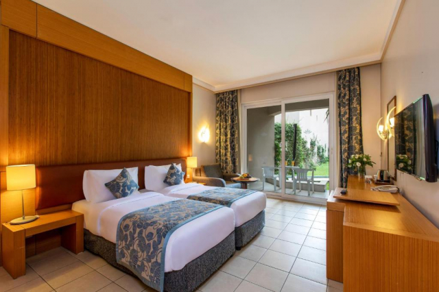 ULTIMELE LOCURI ANTALYA, AVION DIN BUCURESTI, LA HOTEL LABRANDA ALANTUR 5*, LA TARIFUL DE 785 EURO/PERSOANA, AI!