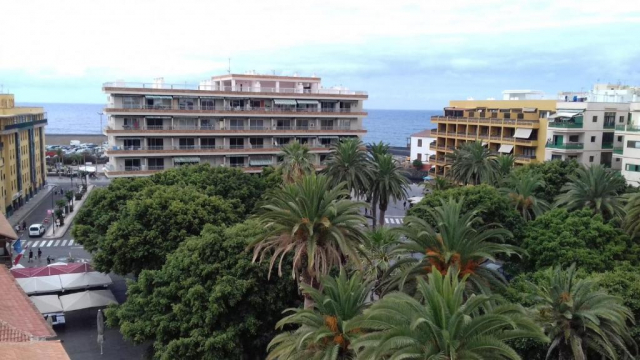 ULTIMELE LOCURI TENERIFE 3*** TROPICAL HOTEL 7 NOPTI ZBOR CHARTER DIN OTOPENI  CU TAXE INCLUSE