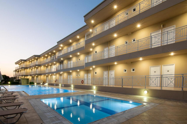 ULTIMELE LOCURI CRETA HERAKLION, AVION DIN BUCURESTI, LA HOTEL CHRISSYS PARADISE  3*, LA TARIFUL DE 589 EURO/PERSOANA, AI!
