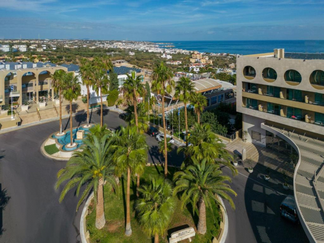 ULTRA LAST MINUTE INSULA CRETA ROYAL IMPERIAL 4**** ALL INCLUSIVE ZBOR CHARTER SIBIU CU TAXE INCLUSE
