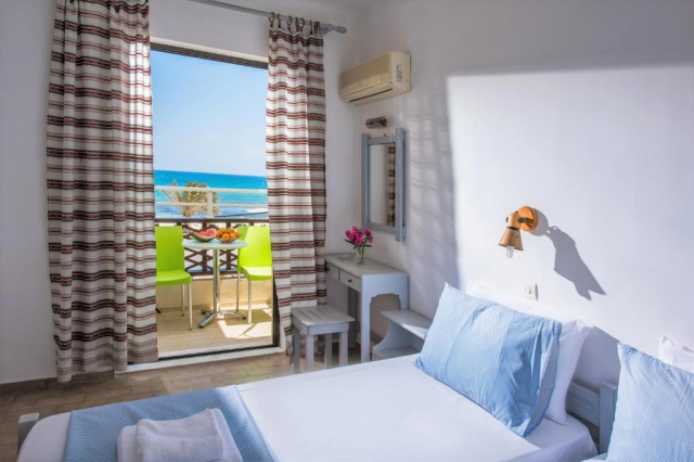 ULTRA LAST MINUTE INSULA CRETA SMARANDIGNE BEACH  ZBOR CHARTER DIN OTOPENI CU TAXE INCLUSE