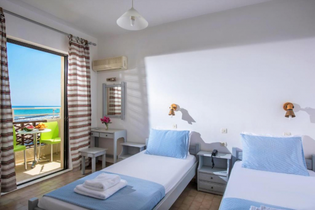 ULTRA LAST MINUTE INSULA CRETA SMARANDIGNE BEACH  ZBOR CHARTER DIN OTOPENI CU TAXE INCLUSE