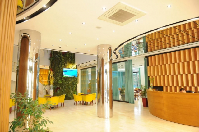 01.07 Last minute Albania pachet 7 nopti cu zbor direct din Bucuresti si Cluj,  455 € , taxe incluse