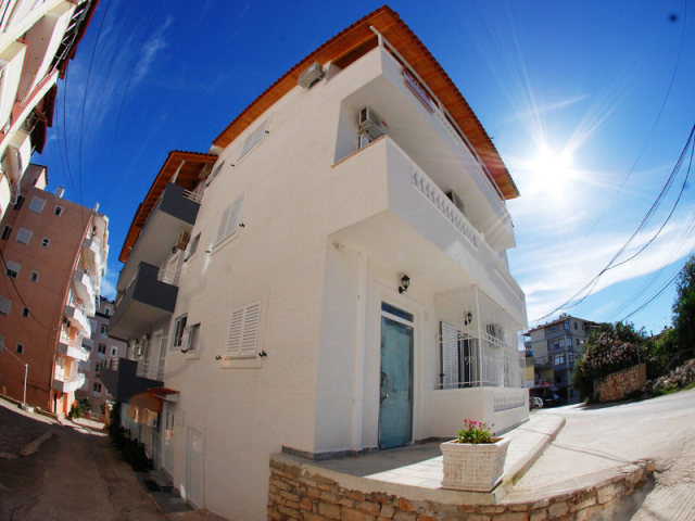 01.07 Last minute Albania pachet 7 nopti cu zbor direct din Bucuresti si Cluj, 378 € , taxe incluse