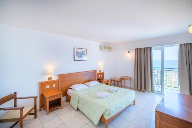 08.07 Last Minute Creta cu zbor direct cursa charter, pachet 7 nopti , 369 € , taxe incluse