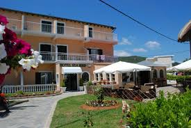 DEAL CORFU PLECARE IN 5 IULIE HOTEL SEA BIRD 3* DEMIPENSIUNE PRET 616 EURO