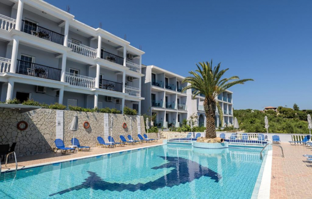 ULTRA LAST MINUTE ZAKYNTHOS CRISTINA APARTMENTS ZBOR CHARTER DIN OTOPENI CU TAXE INCLUSE