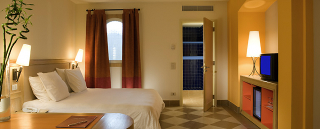 Sejur in Sharm El Sheikh: 660 euro cazare 7 nopti cu All inclusive+ transport avion+ toate taxele