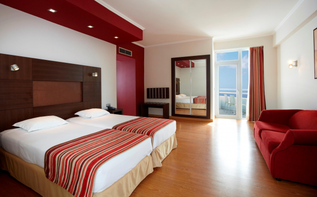 08.07 Last minute Madeira cu zbor direct din Bucuresti , 7 nopti , taxe incluse
