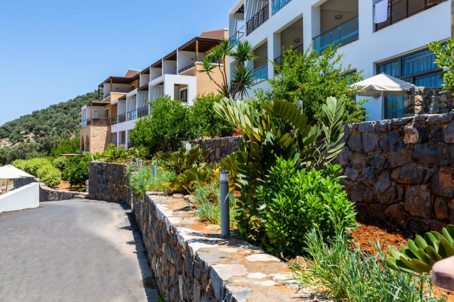 Sejur in Creta: 675 euro cazare 7 nopti cu All inclusive+ transport avion+ toate taxele