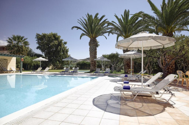 ULTRA LAST MINUTE INSULA CRETA 4**** DEMIPENSIUNE TYLISSOS BEACH ZBOR CHARTER CU TAXE INCLUSE