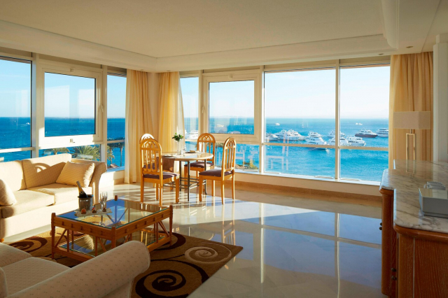 Sejur in Hurghada: 675 euro cazare 7 nopti cu All inclusive+ transport avion+ toate taxele 