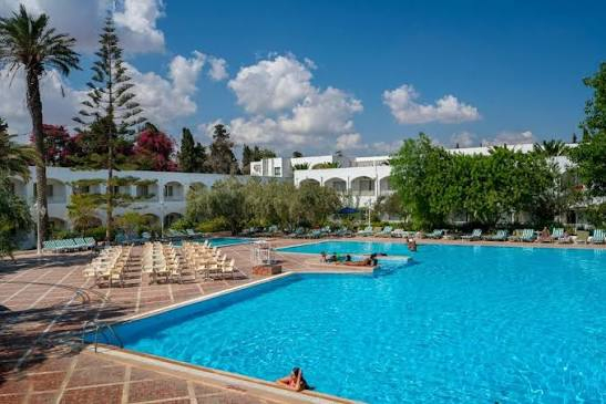 TUNISIA PLECARE IN 15 IULIE HOTEL LE HAMMAMET 4 * ALL INCLUSIVE PRET 505 EURO