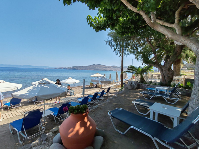 Last Minute Lesbos (Grecia) / Vassilis Studios Anaxos 3* - plecare in 18.07 din Cluj Napoca