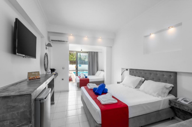 ULTIMELE LOCURI RODOS, AVION DIN BUCURESTI, LA HOTEL DELFINIA RESORT 4*, LA TARIFUL DE 685 EURO/PERSOANA, AI!