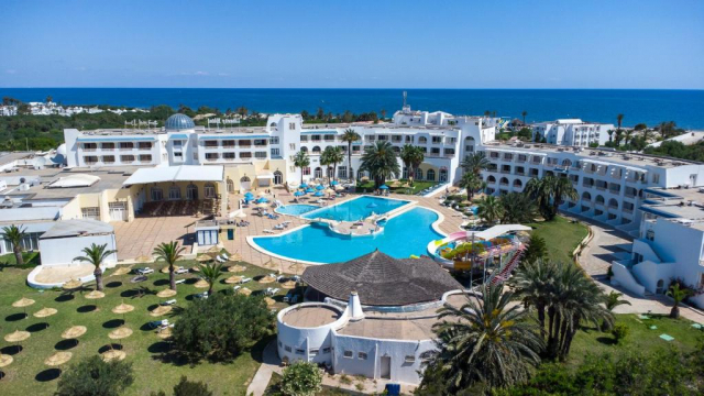 ULTIMELE LOCURI IN TUNISIA 4**** ALL INCLUSIVE LIBERTY ZBOR CHARTER DIN OTOPENI/SIBIU/IASI ORADEA CU TAXE INCLUSE