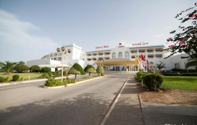 ULTIMELE LOCURI IN TUNISIA 4**** ALL INCLUSIVE LIBERTY ZBOR CHARTER DIN OTOPENI/SIBIU/IASI ORADEA CU TAXE INCLUSE