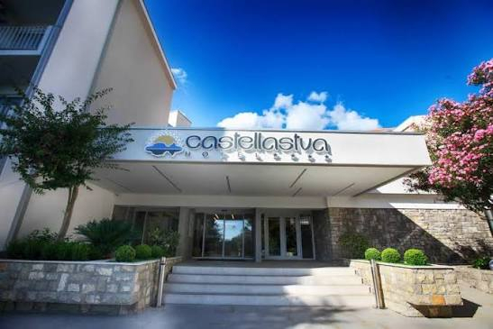 MUNTENEGRU SUPER DEAL HOTEL CASTELLASTVA 4*  DEMIPENSIUNE PLECARE IN 21 IULIE PRET 843 EURO