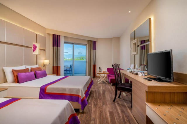 ULTIMELE LOCURI ANTALYA, AVION DIN BUCURESTI, LA HOTEL DELPHIN BOTANIK 5*, LA TARIFUL DE 1190 EURO/PERSOANA, UAI!