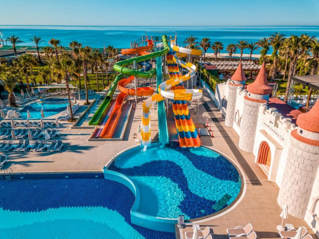 ULTIMELE LOCURI ANTALYA, AVION DIN BUCURESTI, LA HOTEL BELEK BEACH 5*, LA TARIFUL DE 1085 EURO/PERSOANA, UAI!