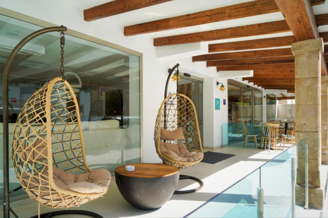 ULTRA LAST MINUTE PALMA 4**** ANIRAM ZBOR CHARTER DIN OTOPENI CU TAXE INCLUSE
