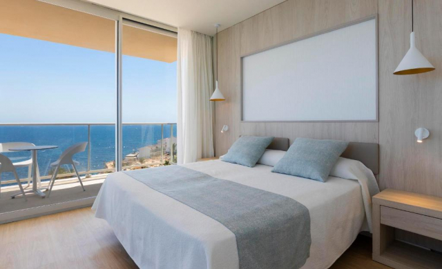 ULTRA LAST MINUTE PALMA MALLORCA PALIA EUGENIA 4**** ALL INCLUSIVE ZBOR CHARTER DIN OTOPENI CU TAXE INCLUSE