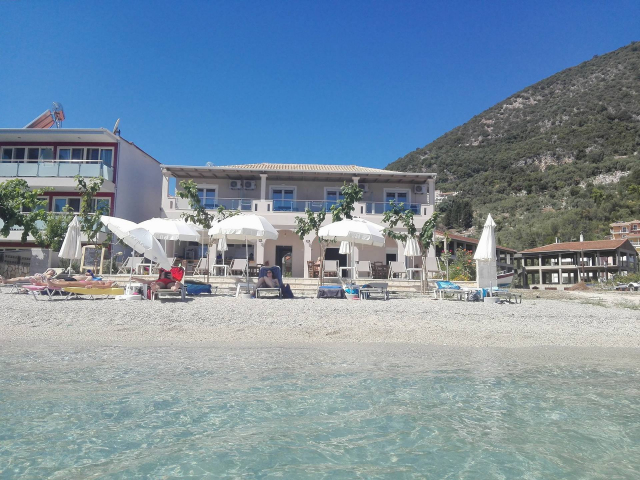 28.09 Autocar din Bucuresti, Grecia/Lefkada, Margarita Studio 207 euro/pers/sejur 7 nopti fara masa