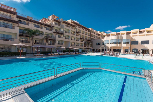 Sejur in Hurghada: 640 euro cazare 7 nopti cu All inclusive+ transport avion+ toate taxele 