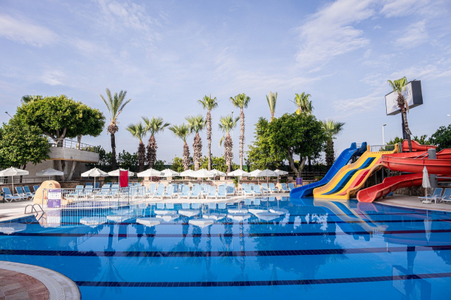 01.08 Last minute Antalya - Side cu zbor direct din Bucuresti , 348 € , 4**** all inclusive , taxe incluse