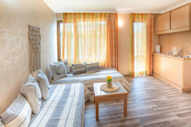 31.07 Last minute litoral Bulgaria, 72 € 4 zile